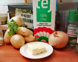 Zöldfüszeres burgonyakrémleves recept fázis 1 fotója