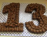 Foto del paso 4 de la receta: NUMBER CAKE de brownie para cumpleaños 1️⃣3️⃣🎉🎊