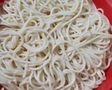 Foto langkah ke 3 dari resep Spageti Aglio Lio ayam cincang.
