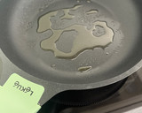 Foto del paso 1 de la receta: Cebolla morada caramelizada sin azúcar a fuego lento