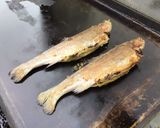 Une image de l'étape 5 de Truites farcies aux herbes et citron confit (à la plancha).