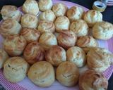 A picture of step 5 of Choux Pastry.