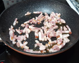 Foto del paso 2 de la receta: Lacitos con trigueros y bacon en salsa de yogur