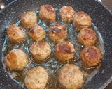 Bakonyi jellegű húsgombóc recept fázis 2 fotója