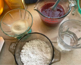 Foto del paso 8 de la receta: Mousse de frutos rojos, glaseado espejo y helado de nuez