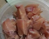 Foto langkah ke 1 dari resep Tumis Ayam Pokcoy mudah.
