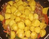 A picture of step 6 of Curried potatoes.