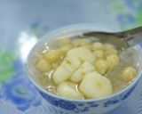 Hình bước làm 5 của món Chè hạt sen củ năng cho ngày nóng nực