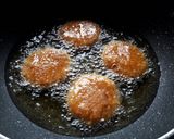 साबुदाणा वडा (sabudana vada recipe in marathi) रेसिपी स्टेप 3 फोटो