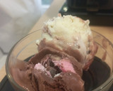 Foto langkah ke 2 dari resep Neapolitan Affogato.