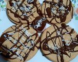 Foto del paso 2 de la receta: Galleta rellena de malvavisco 4 ingredientes