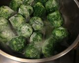 Foto del paso 1 de la receta: Cocina para principiantes: Anillo de espinacas y ricotta