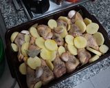 Foto del paso 2 de la receta Pollo al ajillo con patatas