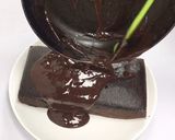 Foto langkah ke 5 dari resep Chocolate cake tanpa telur tanpa mixer.