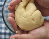 Foto langkah ke 2 dari resep Pie susu - (kulit pie eggless).