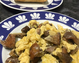 Foto del paso 8 de la receta: Revuelto de rovellons (setas silvestres o níscalos)