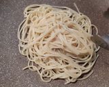Foto langkah ke 2 dari resep Pasta Pesto.