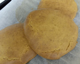 Foto del paso 2 de la receta: Pan de pita con harina de garbanzos y queso