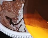 Foto langkah ke 3 dari resep Cake Coklat Ultah Simple.