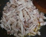Foto langkah ke 4 dari resep Ayam Suwir Kecombrang.