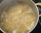 Foto del paso 1 de la receta: Spaguettis con champiñones, gambas y atún