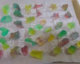 A picture of step 12 of How to make ediable jewely``Kohakuto``.