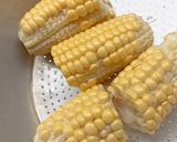 Foto langkah ke 1 dari resep Ubi jalar dan Jagung Kukus.