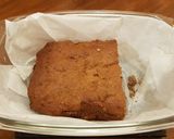 A picture of step 7 of Low Carb Banana Cinnamon Cake (With Custard Centre).
