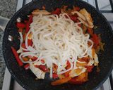 Foto del paso 5 de la receta: Fideos con salsa teriyaki