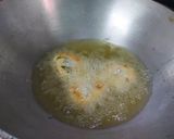 A picture of step 5 of Potato Semolina Medu Vada.