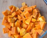 Une image de l'étape 1 de Tarte butternut et champignons fantôme 👻🎃.