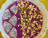 A picture of step 5 of Jamun Smoothie.