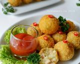 Foto langkah ke 5 dari resep Bola Kentang Sosis.