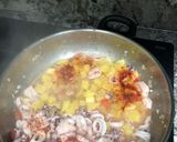 Foto del paso 4 de la receta Sepia con Patatas y Mariscos
