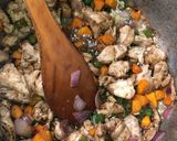 A picture of step 5 of Stirfry macroni.