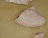 A picture of step 1 of Hot & Juicy Air Fried Chicken Wings.