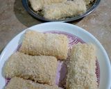 A picture of step 12 of Crispy Bread roll.