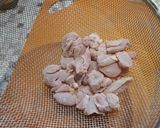Foto del passaggio 2 della ricetta PPPA (Pollo Pinoli e PhilAdelfia)
