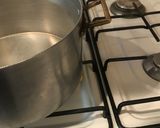 Foto del paso 1 de la receta: Yogurt de vainilla (hecho en la yoghurtera)