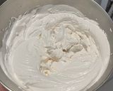 Une image de l'étape 3 de Meringues colorées 🎨.