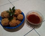 Foto langkah ke 3 dari resep Bola bola tahu rambutan simple.
