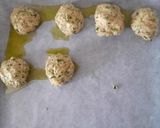 A picture of step 4 of Vegan Zucchini Meatballs.