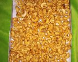 Foto langkah ke 3 dari resep 474. Kacang Mede Goreng.