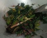 Foto langkah ke 3 dari resep Tumis Daun Singkong Ikan Peda.