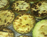 Foto del paso 2 de la receta: Bocaditos de Calabacín Salmón y Queso