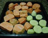 Foto del paso 1 de la receta: Pollo al horno con batatas chancheras