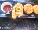 A picture of step 5 of Khasta layered stuffed bun paratha.