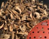 Foto del paso 4 de la receta: Champiñones a la crema fáciles y muy sabrosos