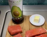 Foto del paso 3 de la receta: *SALMÓN CON PIMIENTOS FRESCOS Y CREMOSOS*