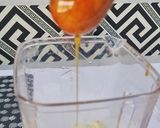 A picture of step 1 of Fruit & Yogurt Smoothie.